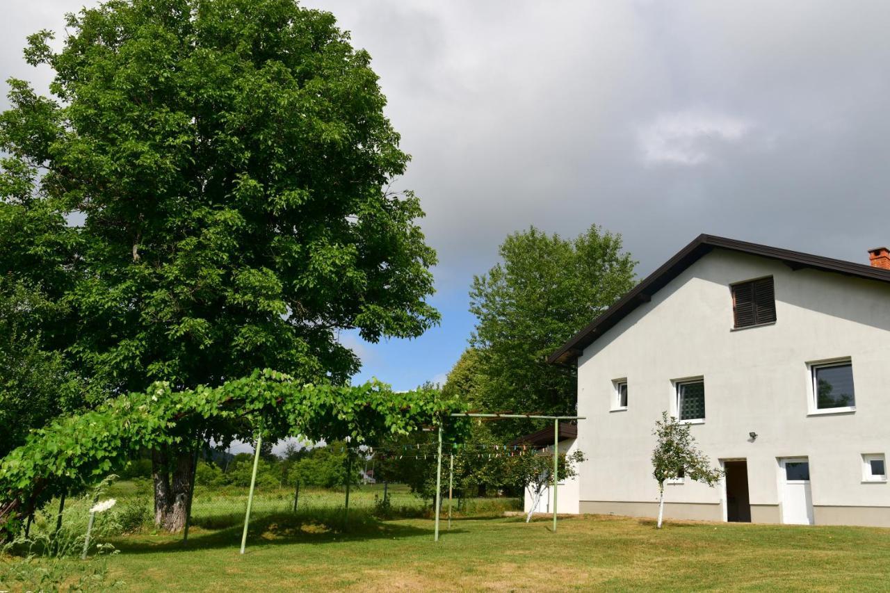 Lora Rakovica Exterior foto